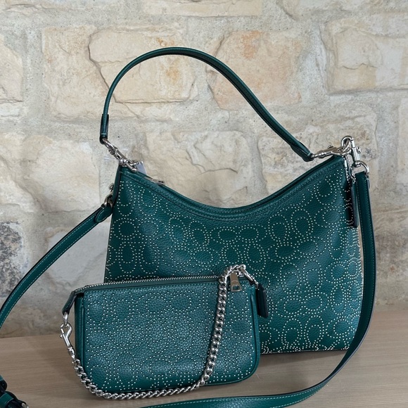 Coach - Picture 2 of 16